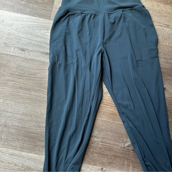 Athleta Salutation Joggers Powervita Pants Size Small Grey Side Pockets - Picture 7 of 11